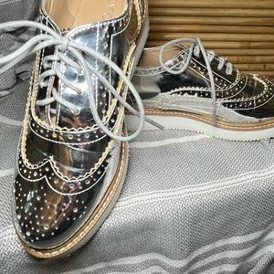 Abound silver Faux Patent Oxford Shoe, W7.5 medium